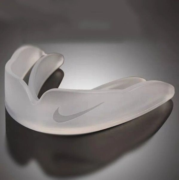 Капа боксерська Nike CUSTOM FIT STRAPLESS MG GREY HAZE/GREY HAZE O сірий Унісекс OSFM N.100.0921.095.OS (Оригінал ) N.100.0921.095.OS фото